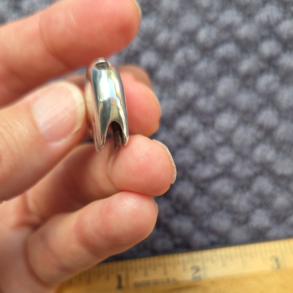 Silver Native American Bear Pendant - image 5